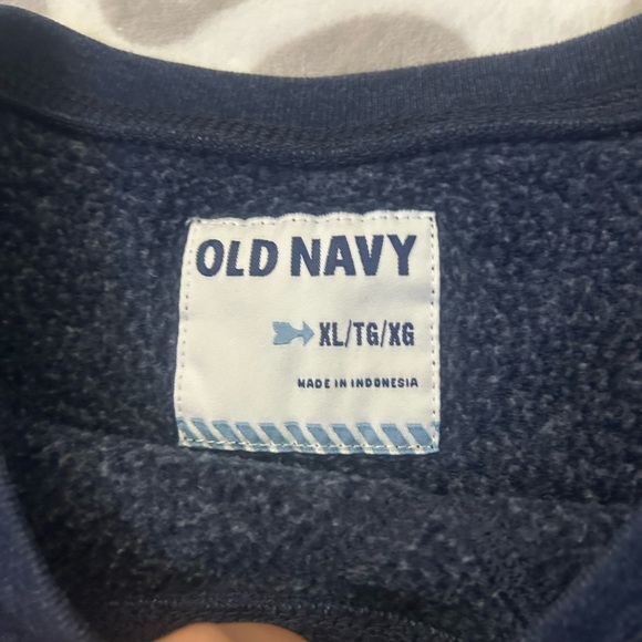XL old navy: navy california crewneck - Picture 2 of 2